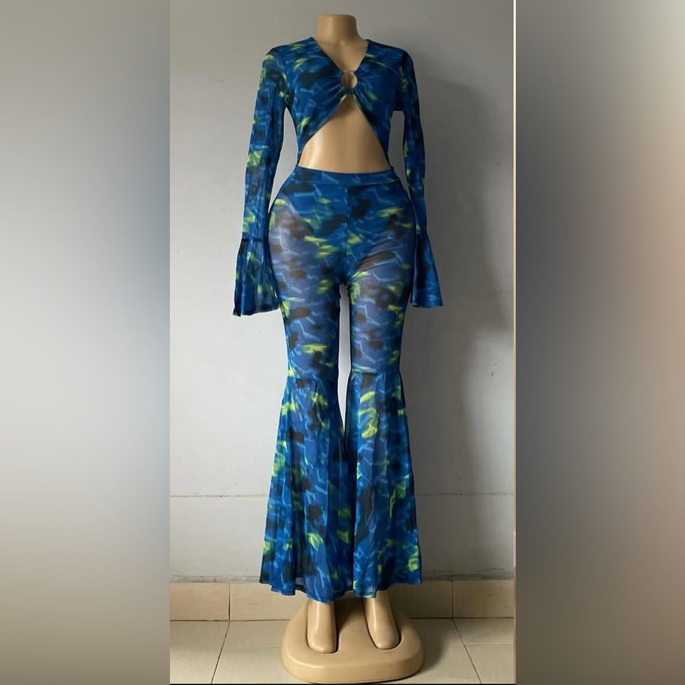 Fashion Nova Floral Flared pants